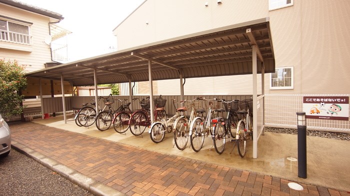 その他共有部分　屋根付き駐輪場