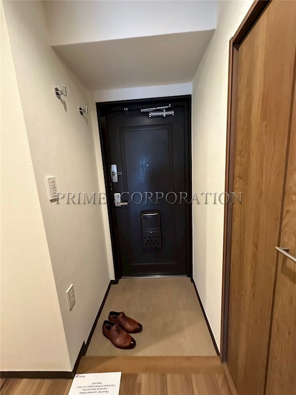 玄関　※参考写真※