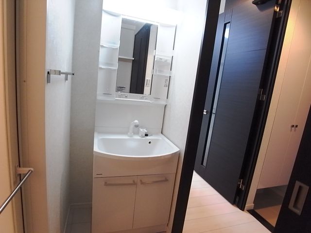 洗面設備　シャンプードレッサー