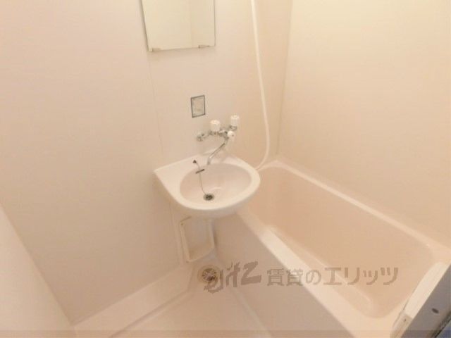 バス・シャワールーム　風呂