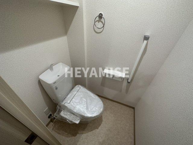 トイレ　※室内画像は別号室のもの。