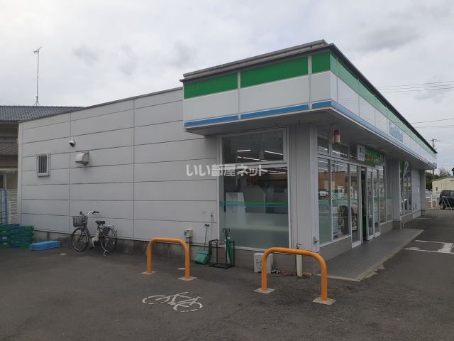 コンビニ　ファミリーマート 今治郷桜井三丁目店（コンビニ）まで390m