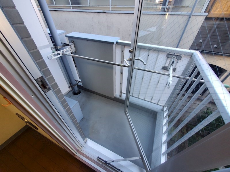 バルコニー　別のお部屋のお写真です。