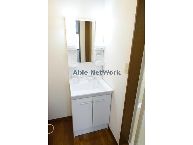 洗面設備　洗髪洗面化粧台