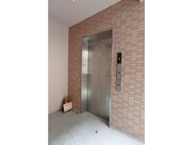 エントランス　エントランス部分