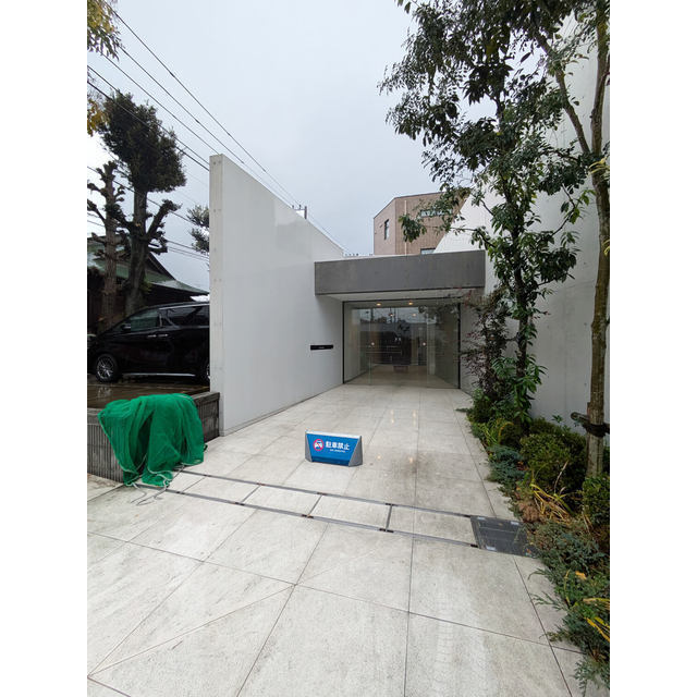 エントランス　毎日通るエントランスはこのようになっています