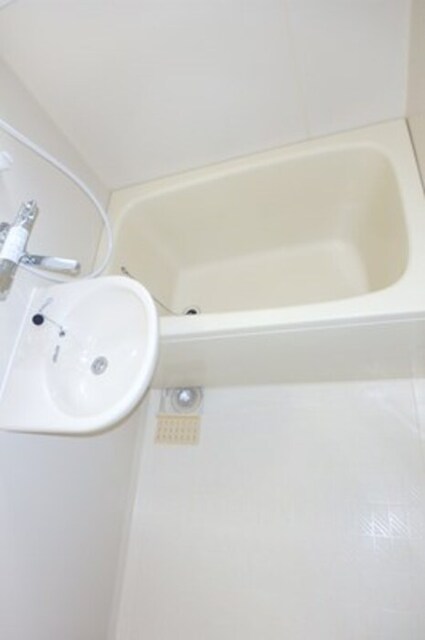 バス・シャワールーム　浴室
