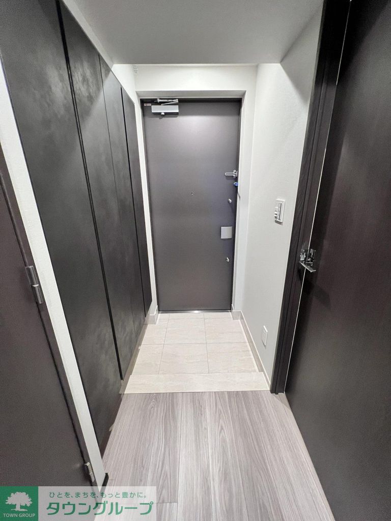 玄関　お部屋探しは株式会社　タウンハウジング　までお気軽にお問合…