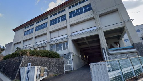 中学校　藤尾中学校（中学校）まで773m