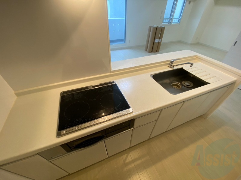 キッチン　キッチンはスペースも広々していて使いやすそうですよ！