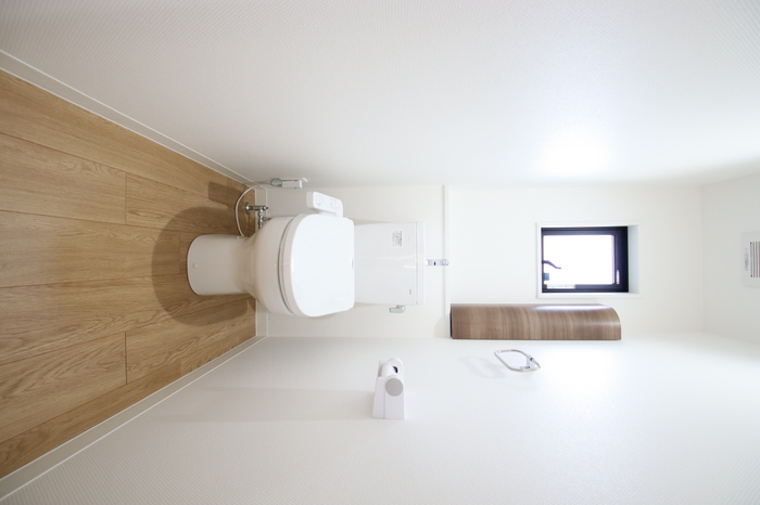 トイレ　温水洗浄暖房便座