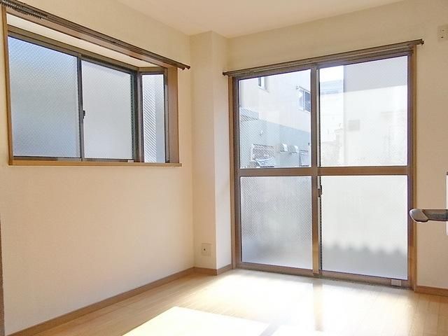 眺望　★明るい室内・2面採光★