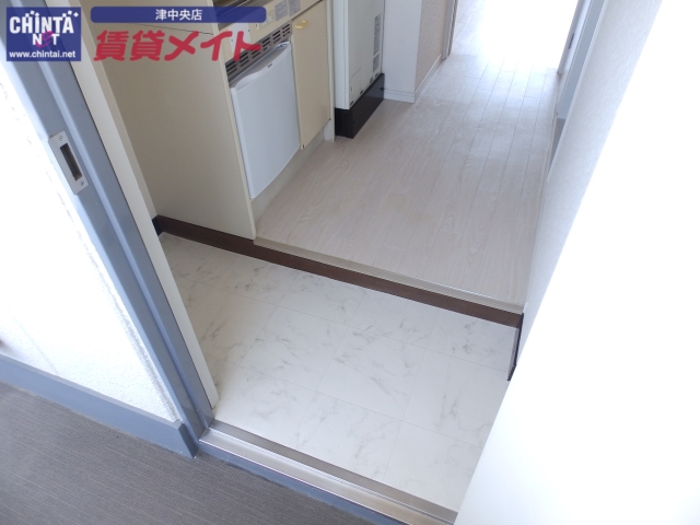 玄関　同型