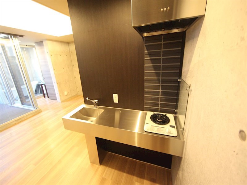 キッチン　キッチン（ガス1口コンロ付）