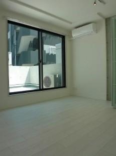 居室・リビング　※別部屋参考写真