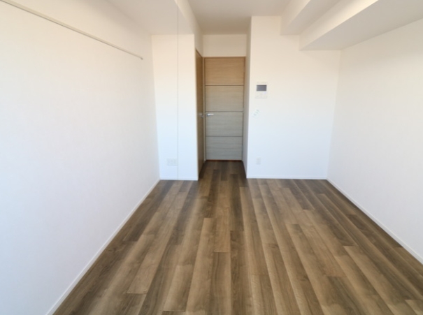 居室・リビング　☆明るい洋室☆