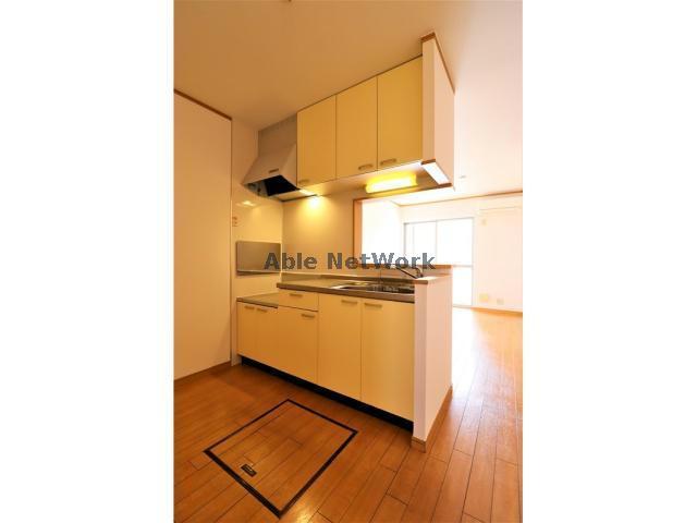 キッチン　対面型キッチン