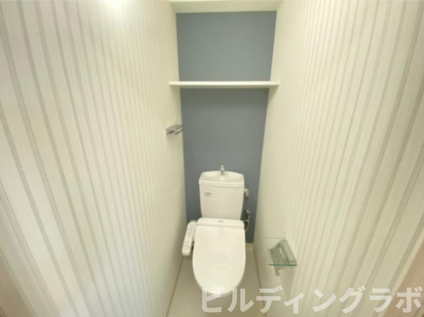 トイレ　同仕様別号室（反転タイプ）の参考画像です。