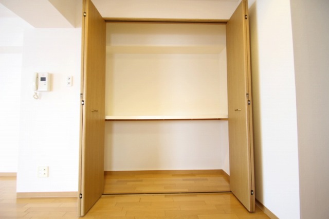 収納　同物件別号室のものです。