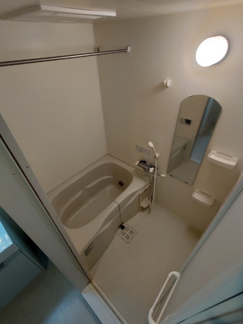 バス・シャワールーム　間取り反転タイプ