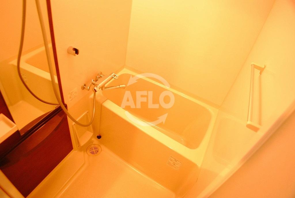 バス・シャワールーム　エステムプラザ難波WESTIIプレディア　バスルーム