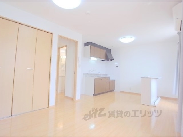 居室・リビング　とてもきれいなお部屋です。