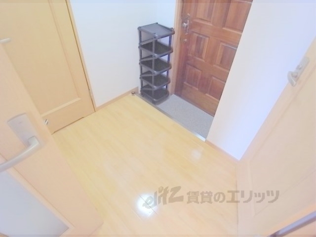 玄関　玄関のスペースです。