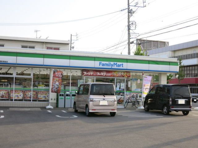 コンビニ　ファミリーマート 岡崎牧御堂店（コンビニ）まで350m