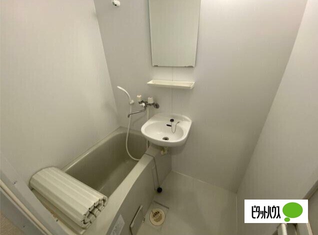 バス・シャワールーム　バスルーム