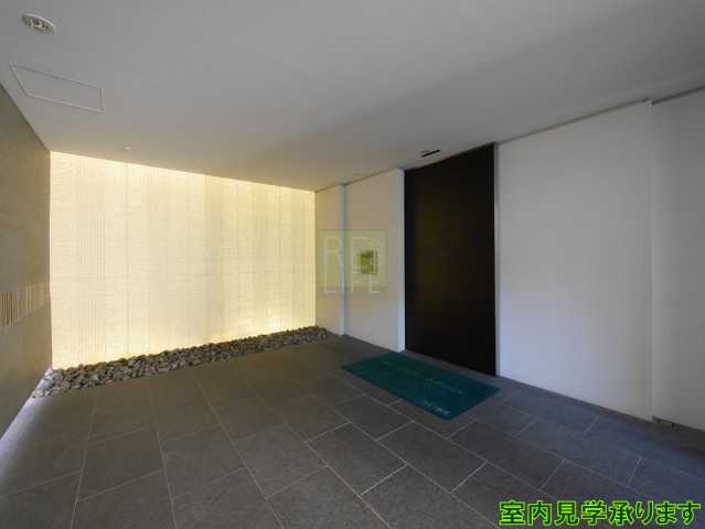 エントランス　アールコート早稲田