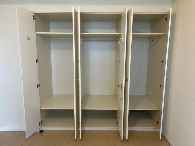 収納　別部屋参照