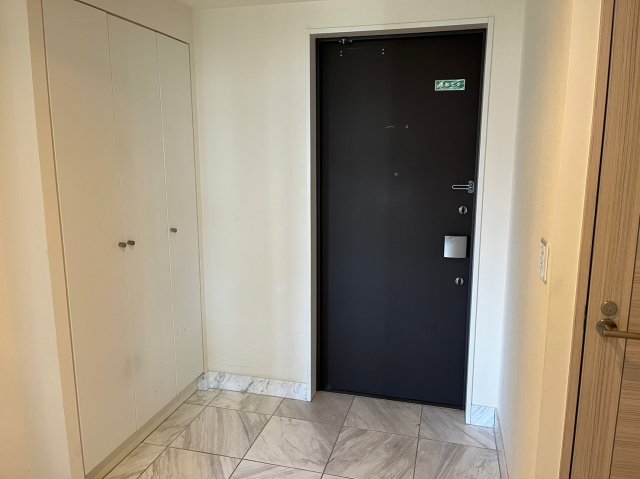 玄関　別部屋参照