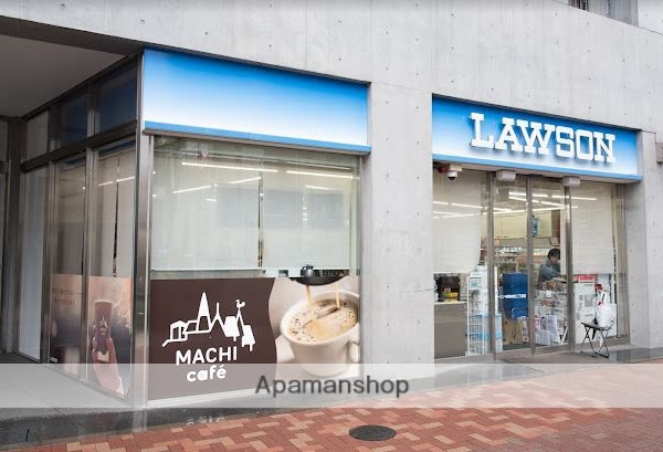 コンビニ　ローソン中野本町二丁目店（コンビニ）まで377m