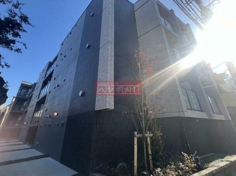 ロビー　駐車場