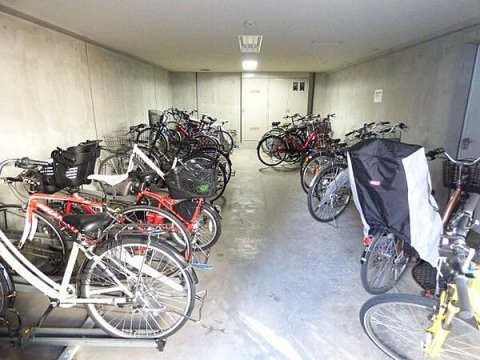 駐車場　駐輪場