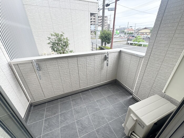 バルコニー　バルコニー