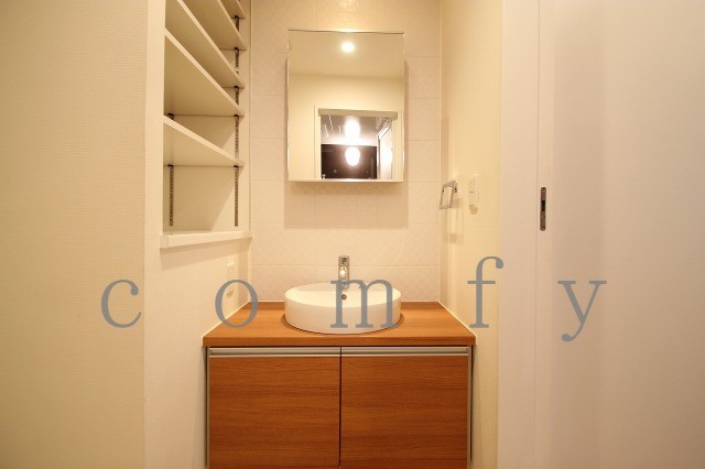 洗面設備　独立洗面台