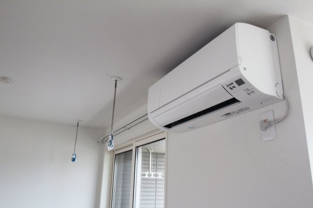 その他設備　エアコン＆室内物干し器