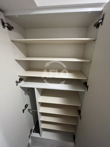 収納　アドバンス大阪ストーリア　シューズボックス