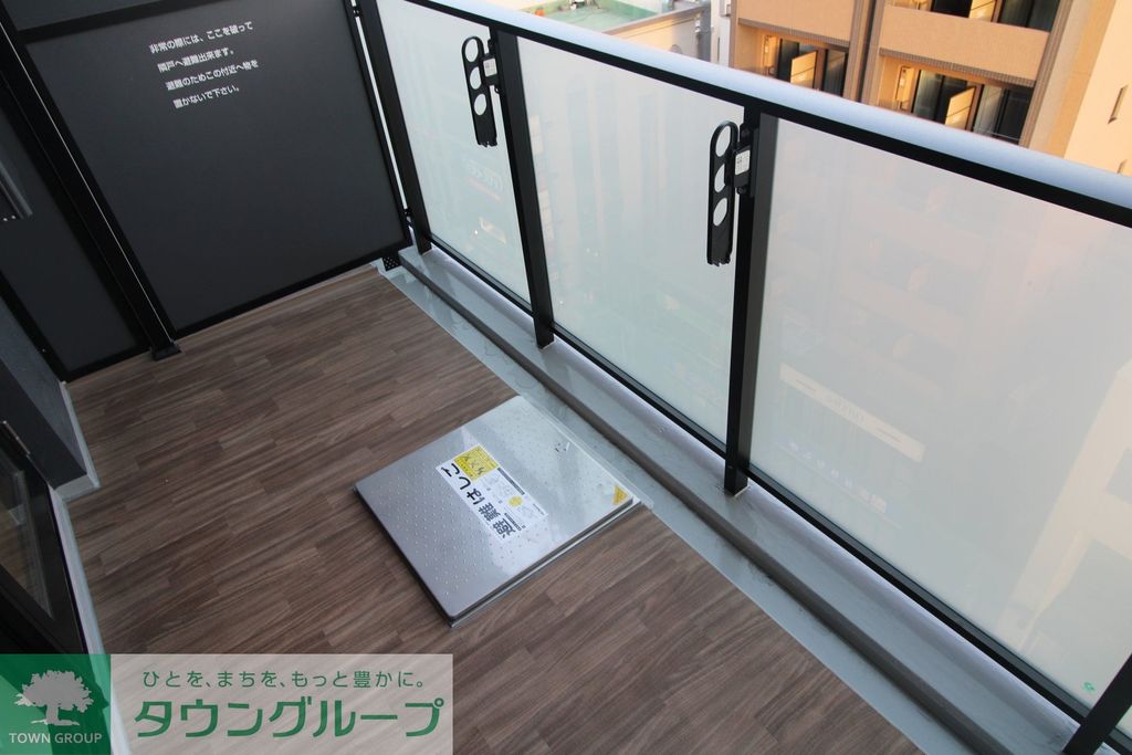 バルコニー　バルコニー