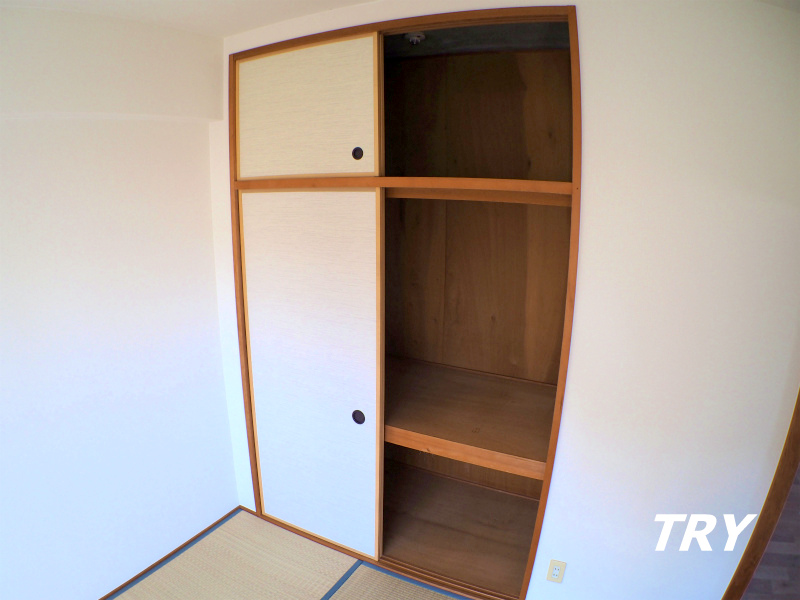 収納　和室6帖押入