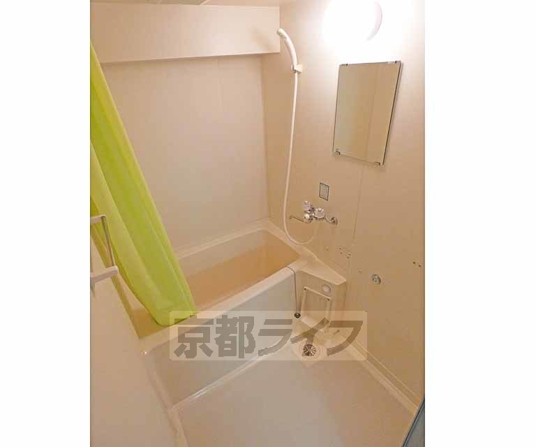 バス・シャワールーム　浴室です。