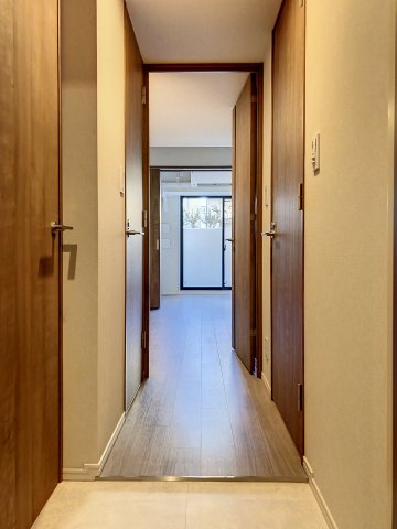 玄関　シンプルで使いやすい玄関です