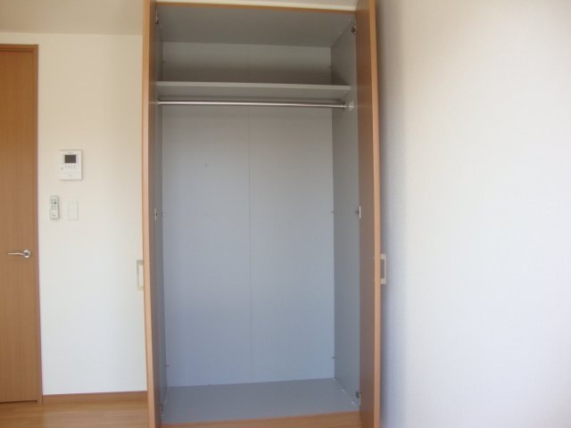 収納　※同タイプの部屋写真です