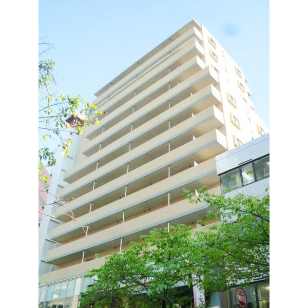 建物外観　高級感あふれる外観