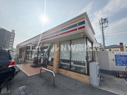 コンビニ　セブンイレブン 高松勅使町店（コンビニ）まで820m