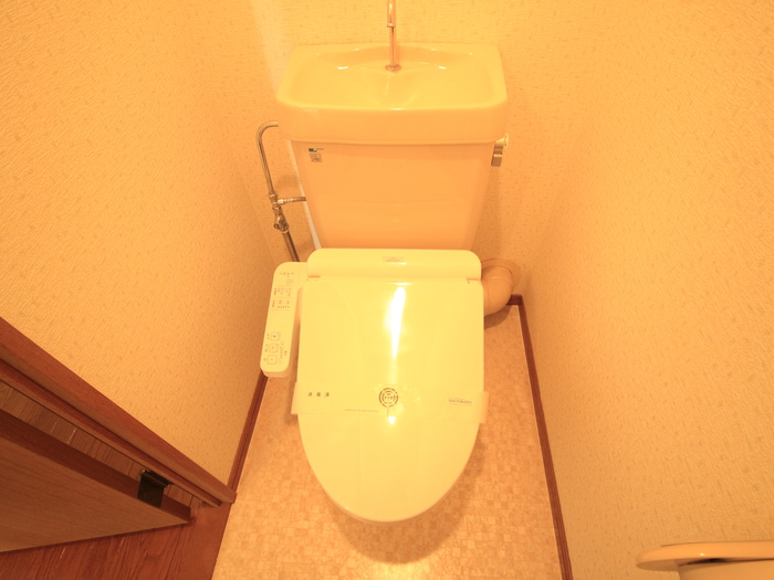 トイレ　※別のお部屋の写真です