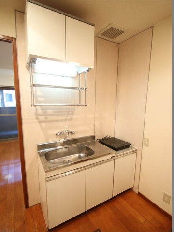 キッチン　IHコンロ付のキッチンです♪