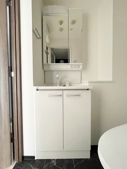 洗面設備　人気の独立洗面台♪