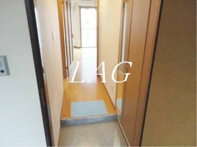 玄関　玄関です。